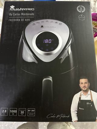 Freidora de Aire Masterpro 2.8L Carlos Maldonado