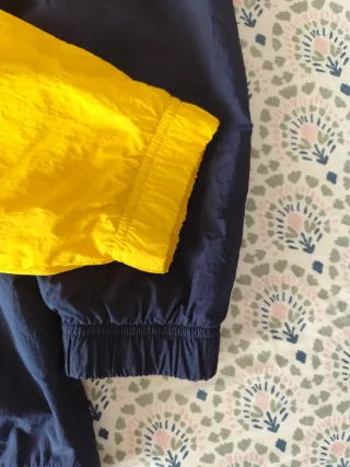 Chaqueta Nike Swoosh Azul y Amarilla