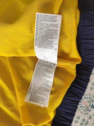 Chaqueta Nike Swoosh Azul y Amarilla