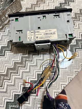 Radio Coche Pioneer MVH-180UI