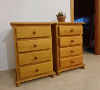 Mesitas de noche de madera