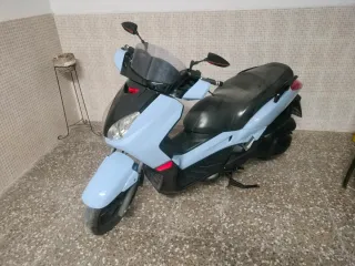 Yamaha X Max 250 Inyección
