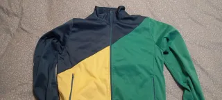 Chándal deportivo tricolor