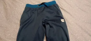 Chándal deportivo tricolor