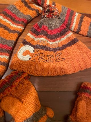 Conjunto Bufanda, Gorro y Guantes Niña