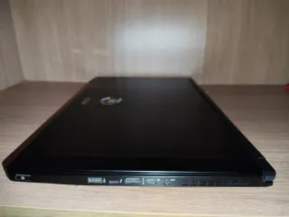 Portátil MSI i7 512 SSD+ 2TB