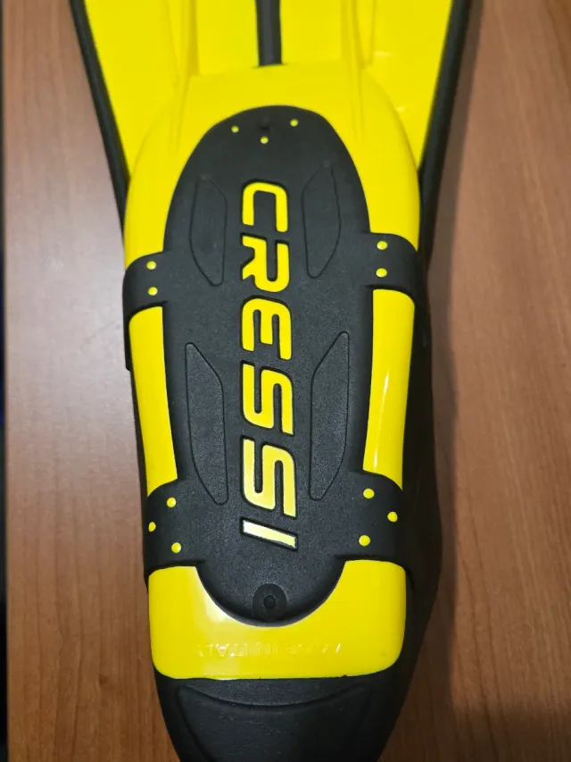 Pinne da nuoto Cressi AGUA