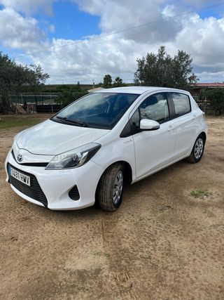 Toyota Yaris 2012