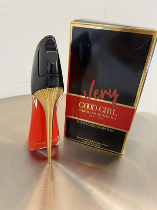 Carolina Herrera Very Good Girl Eau de Parfum 80ml