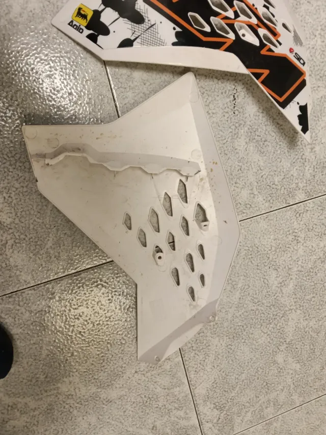 Tapas Laterales KTM 2008-2011