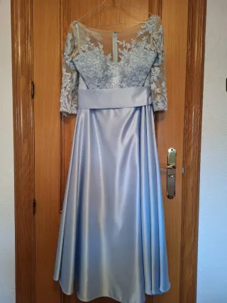 Vestido fiesta azul claro