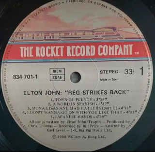 Vinilo LP Elton John - Reg Strikes Again