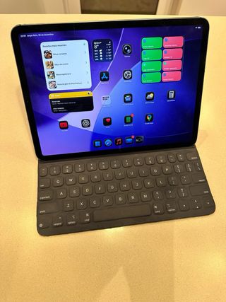 Teclado Apple Magic Keyboard iPad Pro 11