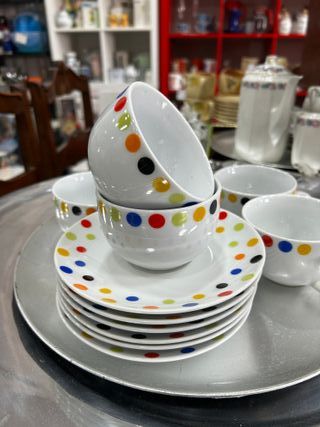 Juego café porcelana Versa lunares