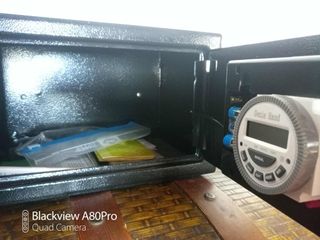 Caja Fuerte con Apertura por Temporizador.