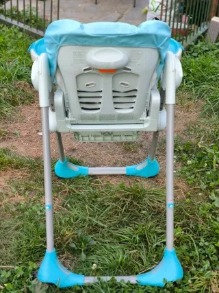 Trona Chicco y parque de juegos