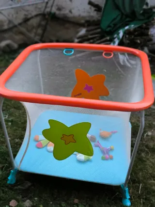 Trona Chicco y parque de juegos