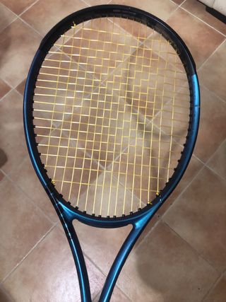 Raqueta Wilson Ultra V4 100 300gr Grip 2