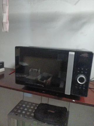 Cecotec Microondas GrandHeat 250 Digital