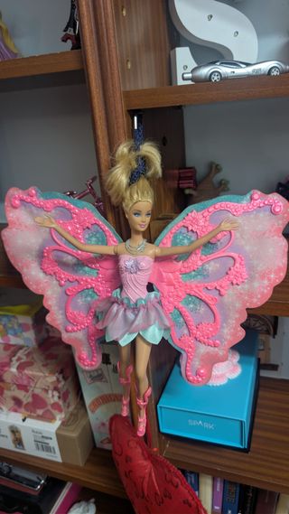 Barbie Mariposa con alas de mariposa