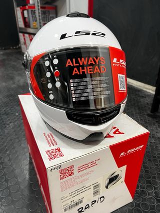 Cascos de moto nuevos
