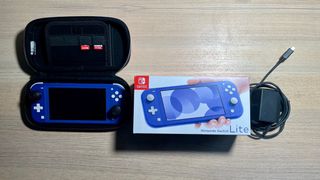 Nintendo Switch Lite blu