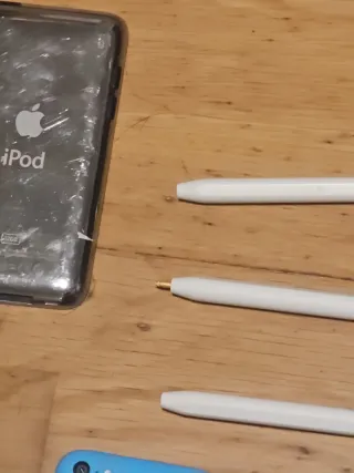 Lote Apple: Apple Time Capsule iPods, iPhones y Ac