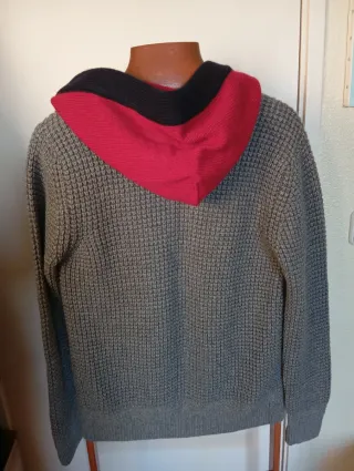 Casaco de malha novo