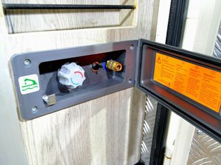 Iveco Massif 25S 15 SW5P