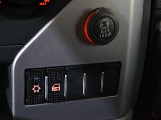 Iveco Massif 25S 15 SW5P