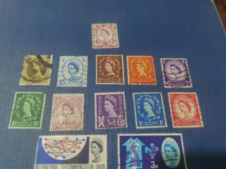 Lote de sellos antiguos de la Reina Isabel II