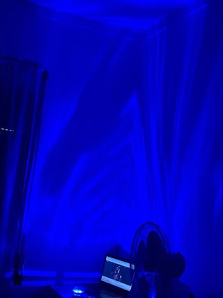 Luz LED giratória com controlo remoto