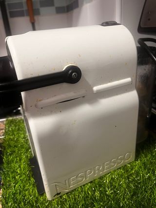 Cafetera Nespresso Blanca
