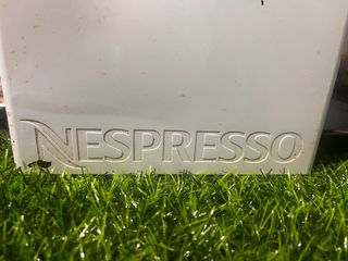 Cafetera Nespresso Blanca