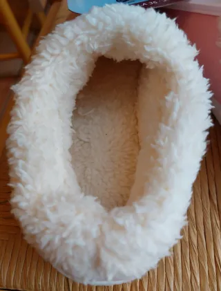 ZAPATILLAS DE CASA CON GEL DESCANSO,  SIN ESTRENAR