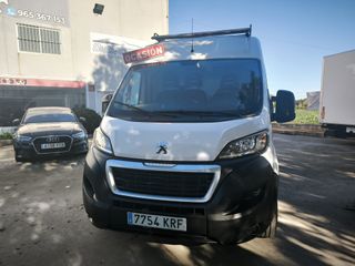 Peugeot Boxer 2.0hdi 130cv sobre elevedado 2018