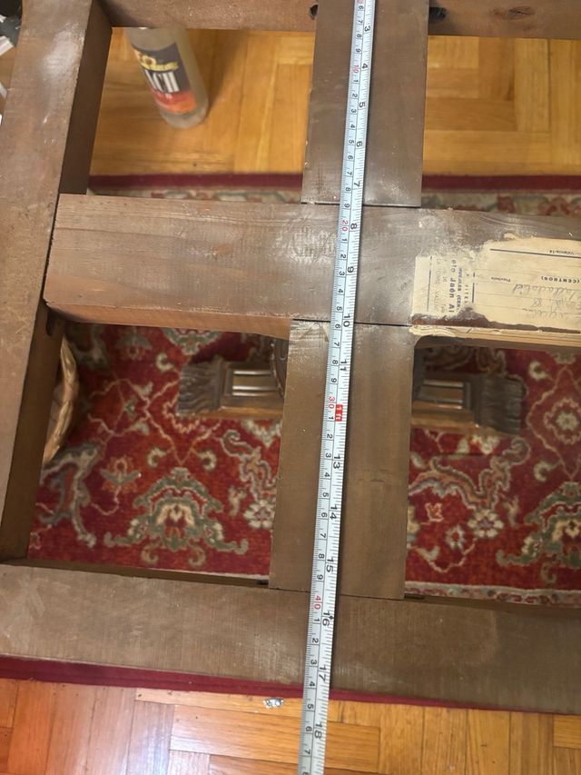 Mesa de madera antigua vintage