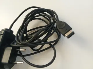 Cargador Nintendo Game Boy Advance SP