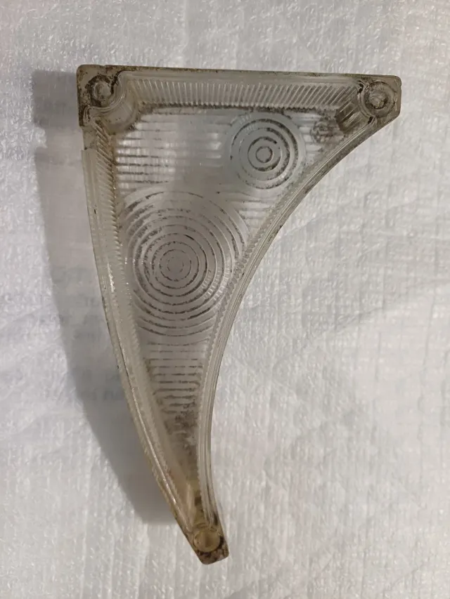 Innocenti 950 Spider fanalino anteriore