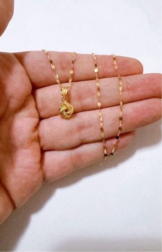 Collana con ciondolo nodo in oro 18kt 750