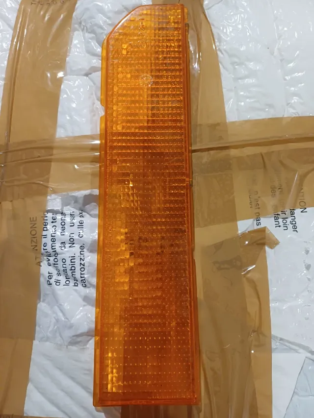 Gemme fanale Lancia Beta Montecarlo