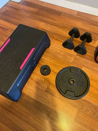 Equipo de gimnasio: pesas, mancuernas y más