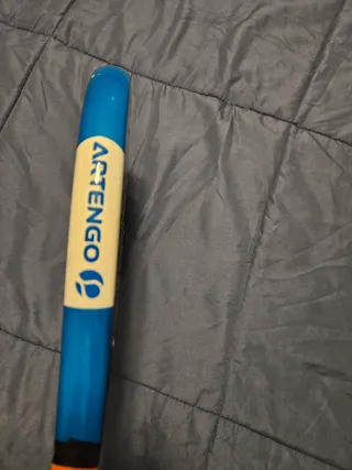 Pala de pádel infantil Artengo + funda