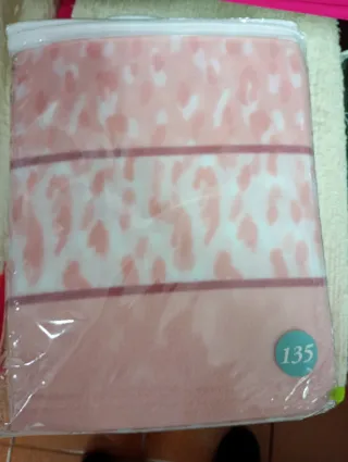 Juego Sábanas Térmicas 135 Rosa Blanco