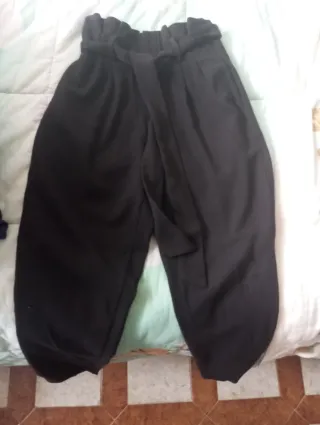 Pantaloni neri taglia 42