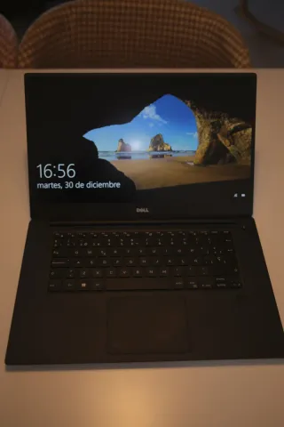 Ordenador Dell XPS 15 9560 i7, impoluto