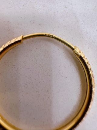 Orecchini a cerchio diamantati in oro giallo 18kt