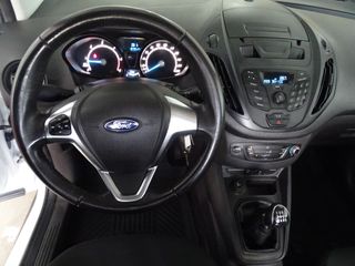 Ford Transit Courier 2020