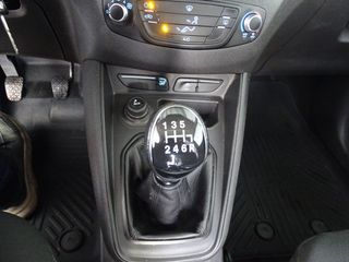 Ford Transit Courier 2020