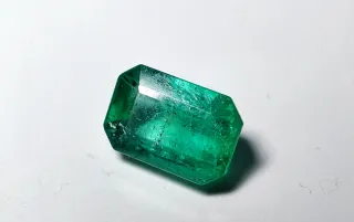 Esmeralda Africana Natural